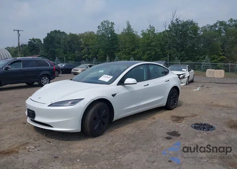 2024 Tesla Model 3 Long Range Dual Motor All-Wheel Drive/Rear-Wheel Drive z USA, uszkodzony, nr VIN 5YJ3E1EA5RF830431